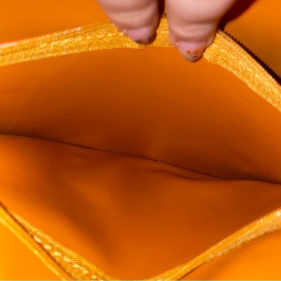 Ahisa Bag Bettye Bucket Vegan Medium French Cognac GUC - Picture 5 of 10